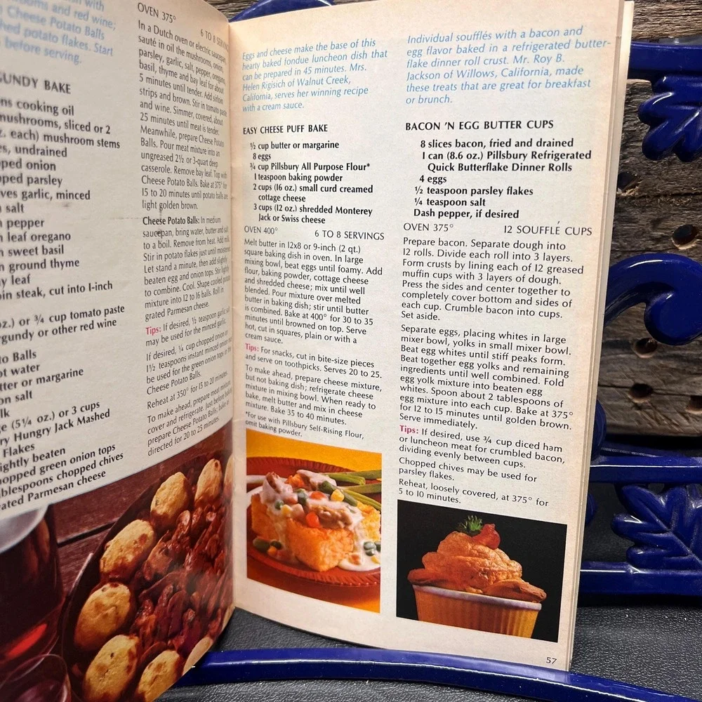 Vintage Pillsbury 20th Annual‎ Bake Off Cookbook 1969